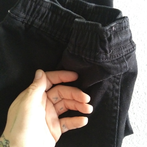 Joggers - Picture 6 of 9